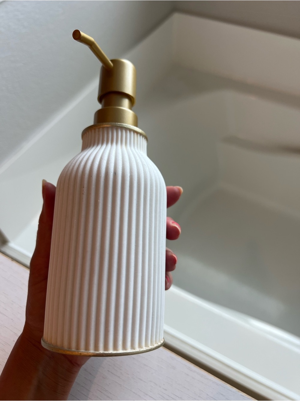Ribbed White Ceramic Soap Dispenser with Gold Pump - Picture 4 of 5
